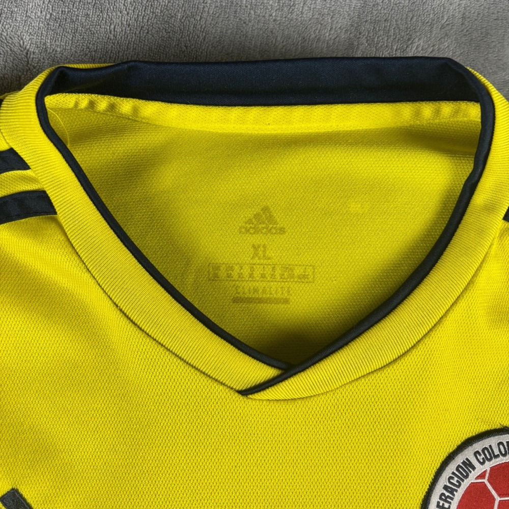 Adidas Colombia‎ National Soccer Team Jersey Mens XL ClimaLite 2018 World Cup - Picture 3 of 11